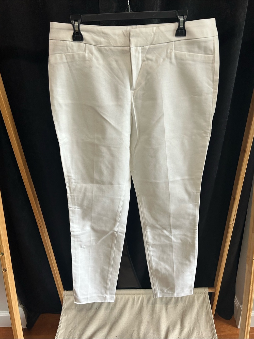 crosby. White Cropped Slim Ponte Jeans